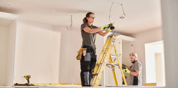 Best Electrician for Home Renovation  in Crystal Lakes, OH
